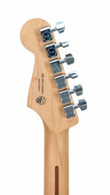 Cargar imagen en el visor de la galería, Guitarra Eléctrica Fender Player Stratocaster 3 Tone Sunburst nuevo
