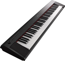 Load image into Gallery viewer, Yamaha Piaggero NP-32 76-Key Digital Keyboard 
