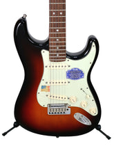 Cargar imagen en el visor de la galería, Guitarra Eléctrica Fender Stratocaster American Deluxe Sunburst 2011
