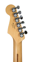 Load image into Gallery viewer, Guitarra Eléctrica Fender Stratocaster American Deluxe Sunburst 2011
