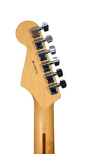 Cargar imagen en el visor de la galería, Guitarra Eléctrica Fender Stratocaster American Standard 3 Tone Sunburst 2008
