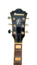 Load image into Gallery viewer, Guitarra Eléctrica Hollow Body Ibanez Artcore Blanca
